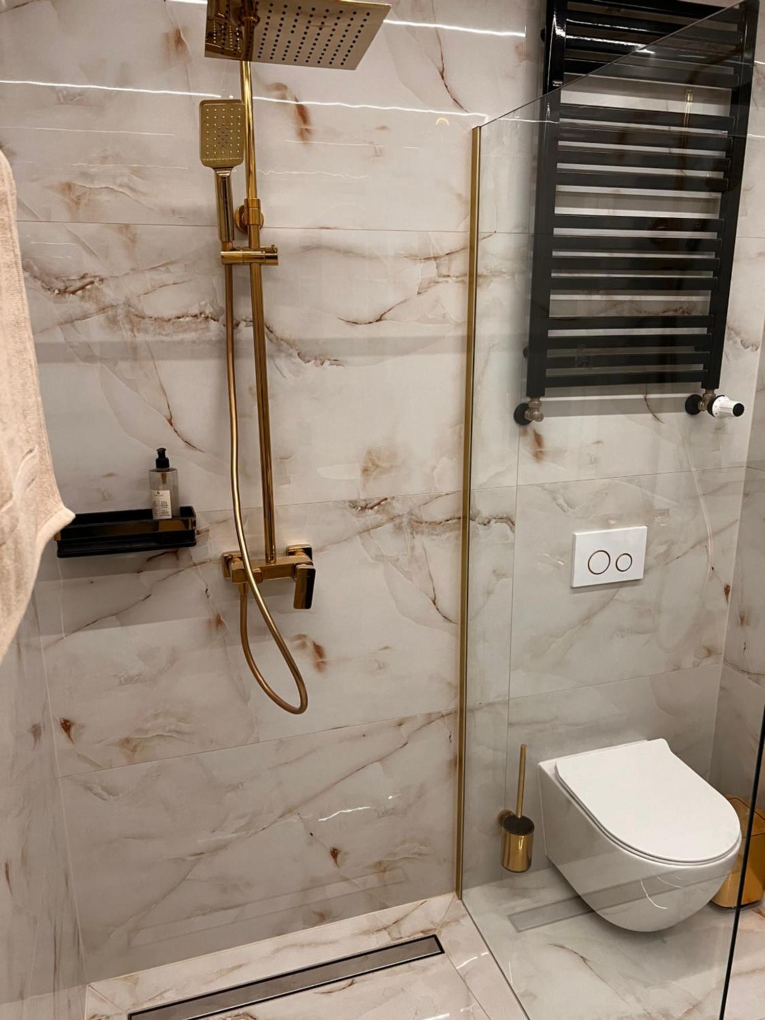 Goldowy Apartament Konin โคนิน ภายนอก รูปภาพ