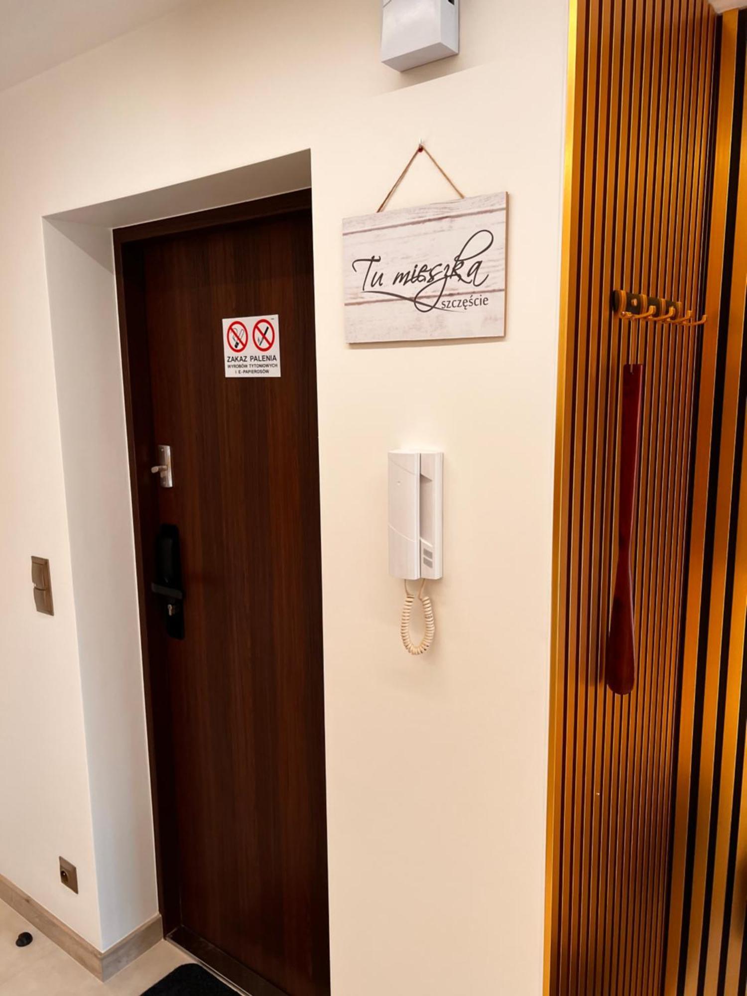 Goldowy Apartament Konin โคนิน ภายนอก รูปภาพ