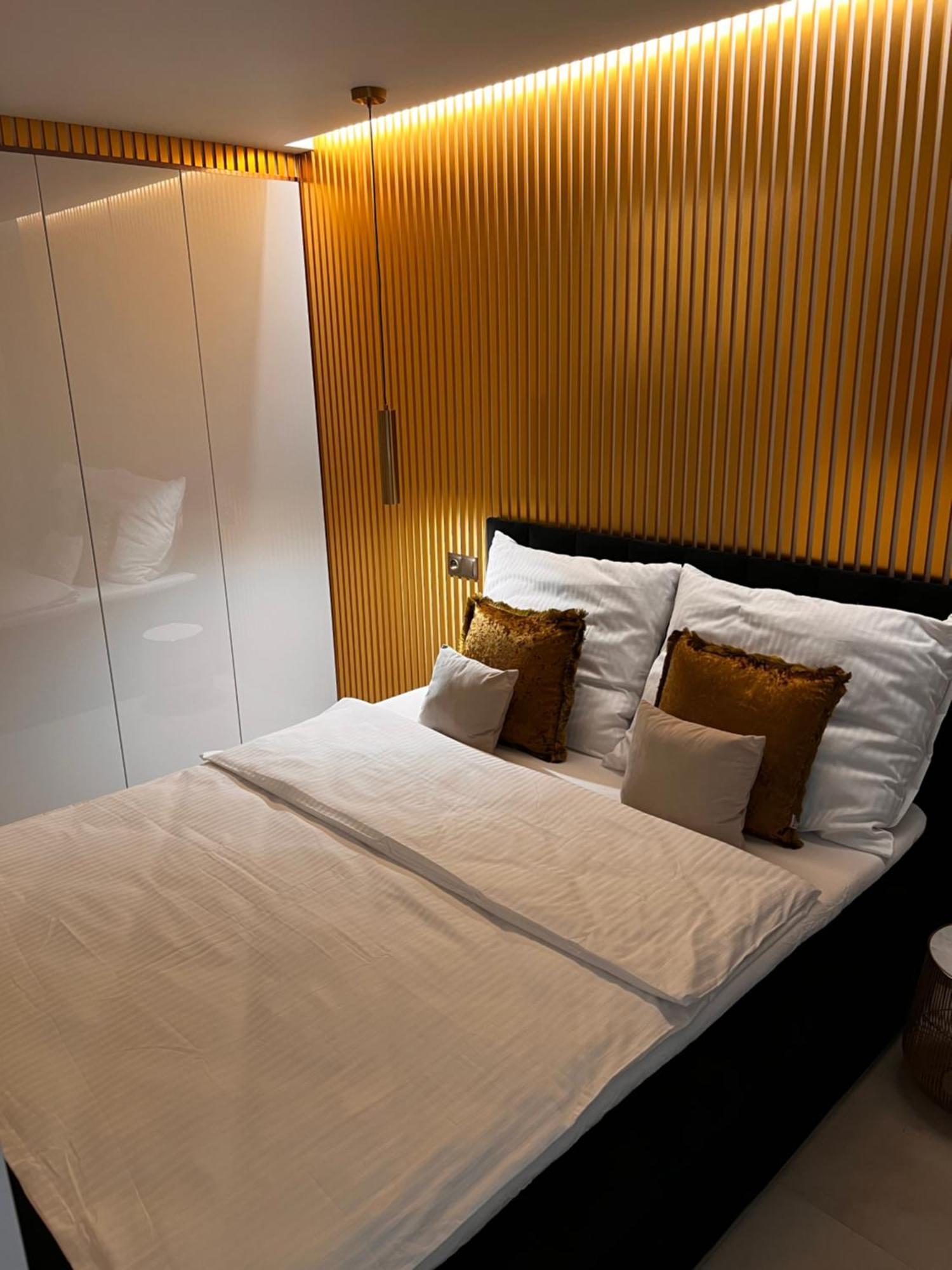 Goldowy Apartament Konin โคนิน ภายนอก รูปภาพ
